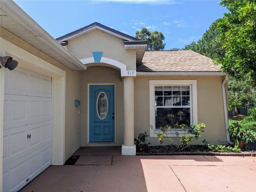 812 37th Ave S, ST PETERSBURG, FL, 33705-3806 | Card Image