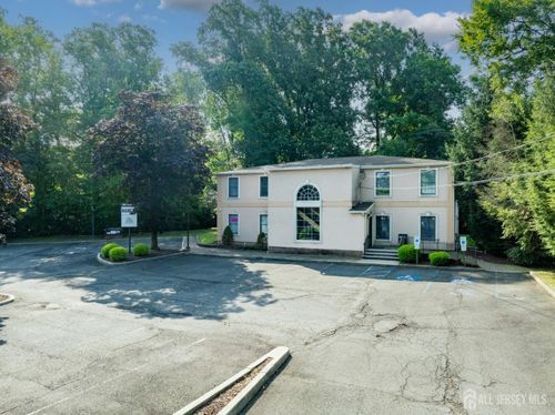 1562 Us Highway 130, North Brunswick, NJ, 08902-3090 | Card Image