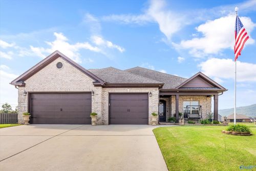 4360 Willow Bend Ln Se, Owens Cross Roads, AL, 35763-8231 | Card Image