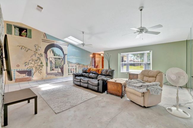 2654 Sw Cadet Cir, House other with 4 bedrooms, 4 bathrooms and null parking in Port St. Lucie FL | Image 7
