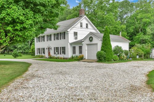 127 North St, Manorville, NY, 11949-1619 | Card Image