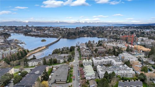 111-3010 Washington Ave, Victoria, BC, V9A1P6 | Card Image