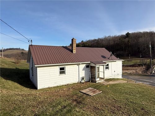 11 Boddorf Rd, Ringgold, PA, 15770-8341 | Card Image