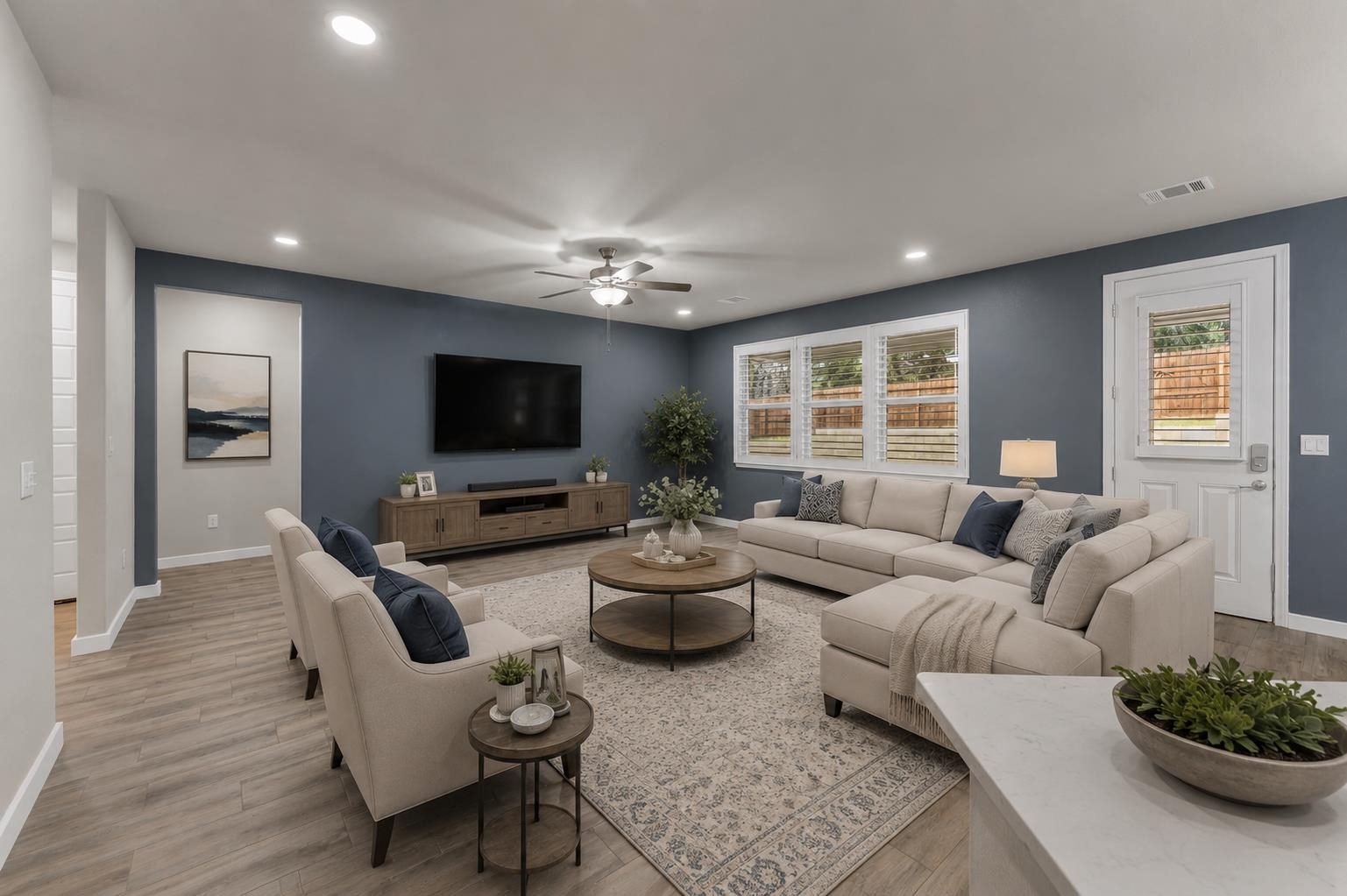 Residential in Horseshoe Bay 5