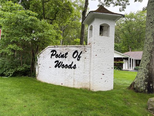 5 Chatham Pl, Dix Hills, NY, 11746-5411 | Card Image
