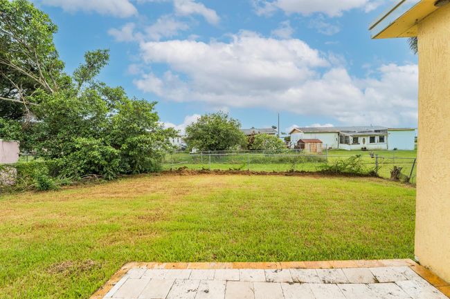 1528 Singletary Ave, House other with 4 bedrooms, 2 bathrooms and null parking in Pahokee FL | Image 21