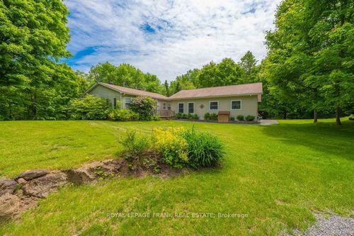 3585 County Rd 620, Apsley, ON, K0L1A0 | Card Image