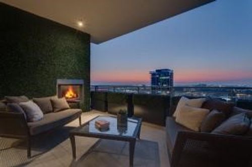 apt-2505-2900 Mckinnon St, Dallas, TX, 75201-1099 | Card Image