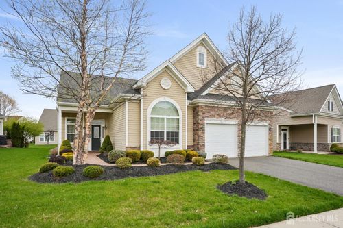 135 Diamond Spring Dr, Monroe, NJ, 08831-7920 | Card Image