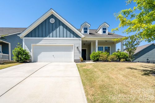 108 Jana Dr, Statesville, NC, 28677-9811 | Card Image
