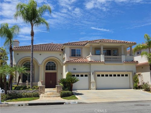 17568 Cloverdale, Yorba Linda, CA, 92886 | Card Image