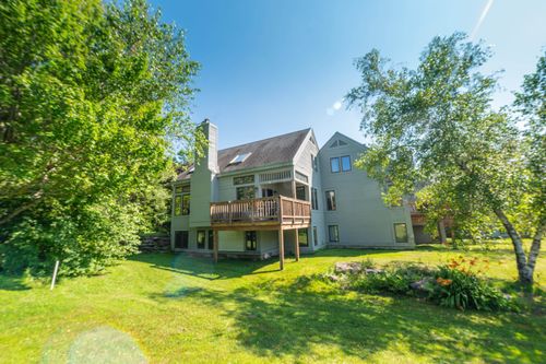 40-16 10th Ln, Wilmington, VT, 05363 | Card Image