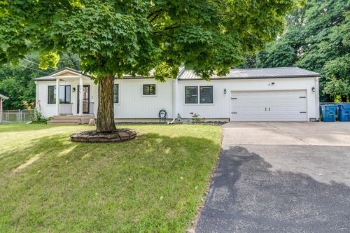 175 Manor Dr, Battle Creek, MI, 49014-7541 | Card Image
