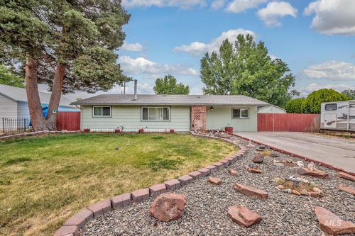 283 Nw 6th St, Ontario, OR, 97914 | Card Image