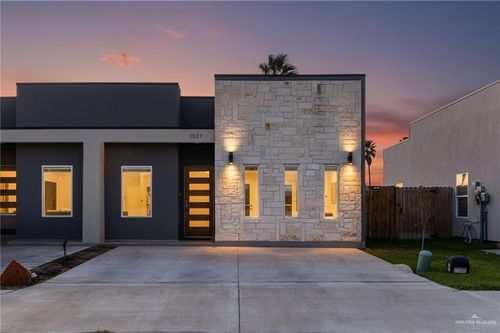 1527 W B St, Mission, TX, 78572-0074 | Card Image