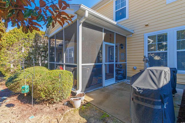 Property entrance featuring a patio | Image 32