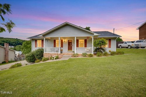 130 Valley Crest Dr, Mount Carmel, TN, 37645-3660 | Card Image