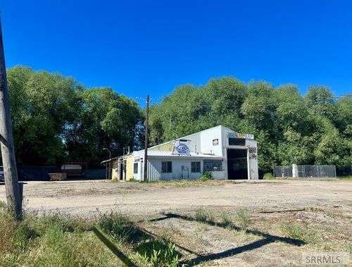 2005 Main St, Salmon, ID, 83467-4514 | Card Image