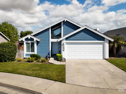 7134 Hanover Cir, Bakersfield, CA, 93309-7515 | Card Image