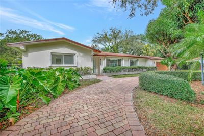 8325 Sw 150th Dr, House other with 4 bedrooms, 3 bathrooms and null parking in Palmetto Bay FL | Image 1