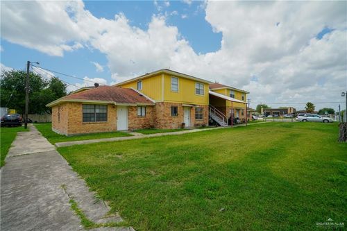 2911 and 2913 N Veterans Blvd, San Juan, TX, 78589-3792 | Card Image