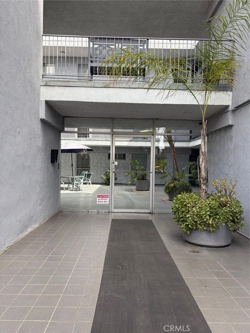 unit-18-14414 Addison St, Sherman Oaks, CA, 91423-1754 | Card Image