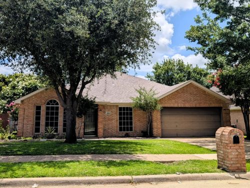 2202 Charleston Dr, Mansfield, TX, 76063-5174 | Card Image