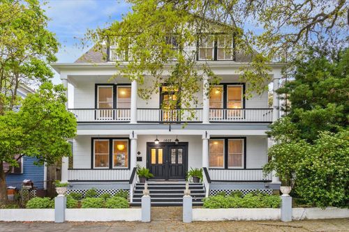 1607 Avenue L, Galveston, TX, 77550-6191 | Card Image