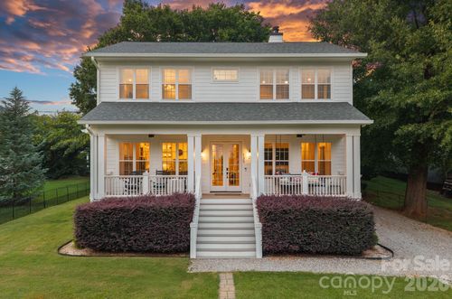 135 Surfside Ln, Mooresville, NC, 28117-7464 | Card Image