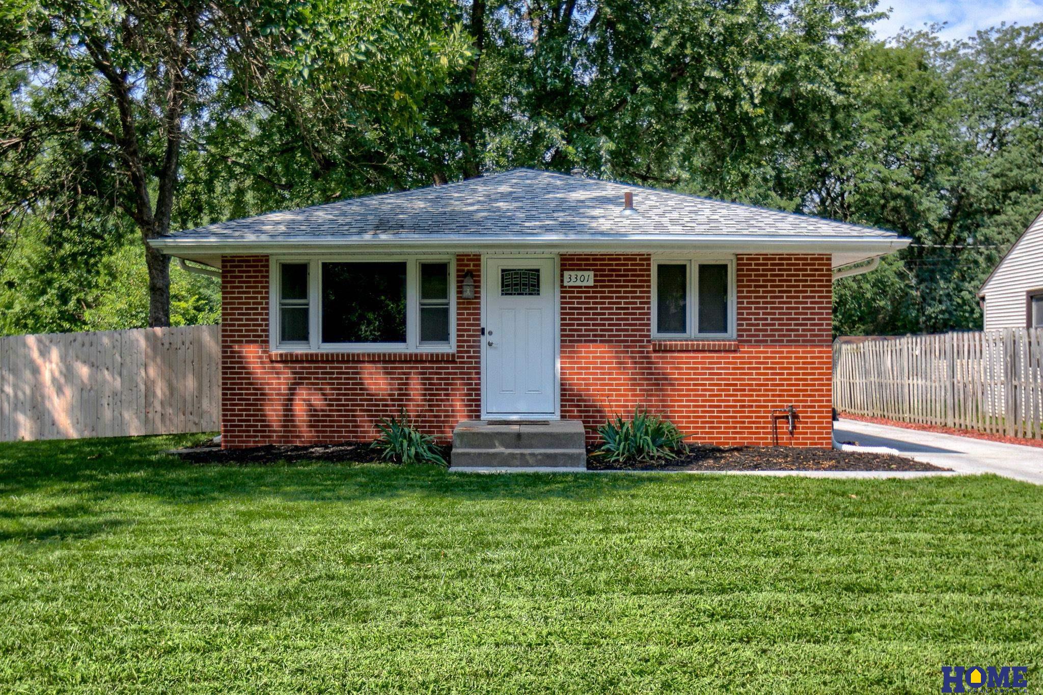 9th St, Lincoln, NE 68521