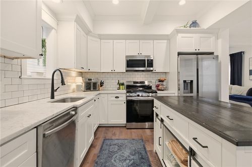 269 Bellman Ave, Warwick, RI, 02889-2834 | Card Image