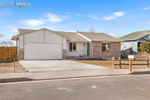 7585 Woody Creek Dr, Colorado Springs, CO, 80911-9399 | Card Image
