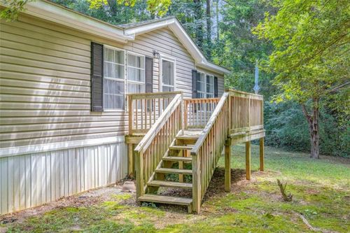 126 Loggins Trl, Commerce, GA, 30529-7612 | Card Image