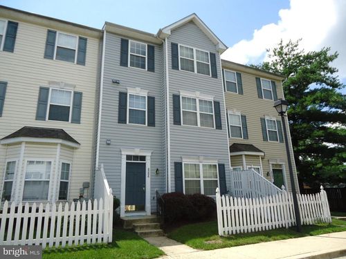8206 Barrington Ct, SEVERN, MD, 21144-4412 | Card Image