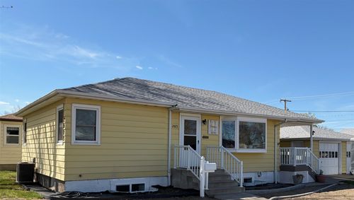 2425 9th Ave S, Great Falls, MT, 59405-2940 | Card Image