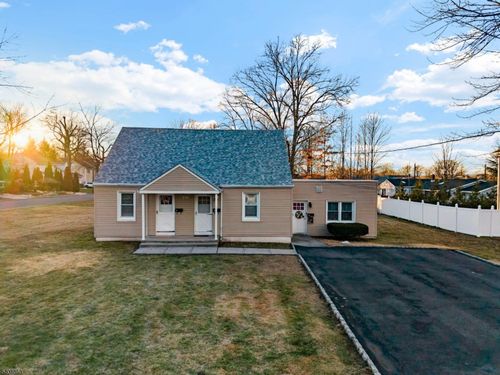 973 Ellis Pkwy, Edison, NJ, 08820-1379 | Card Image