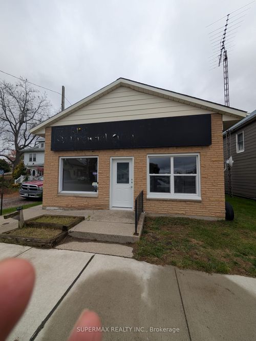 22886 Hagerty Rd, Newbury, ON, N0L1Z0 | Card Image