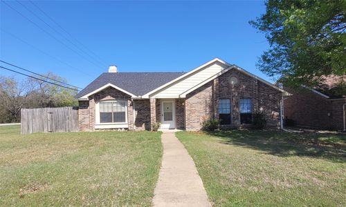 1057 Whitewater Trl, Desoto, TX, 75115-1407 | Card Image