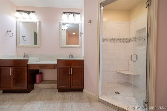 Main full bathroom with makeup vanity | Image 65
