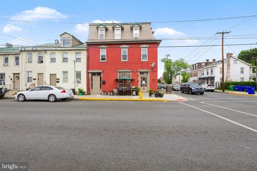 160 N West Street, CARLISLE, PA, 17013 | Card Image