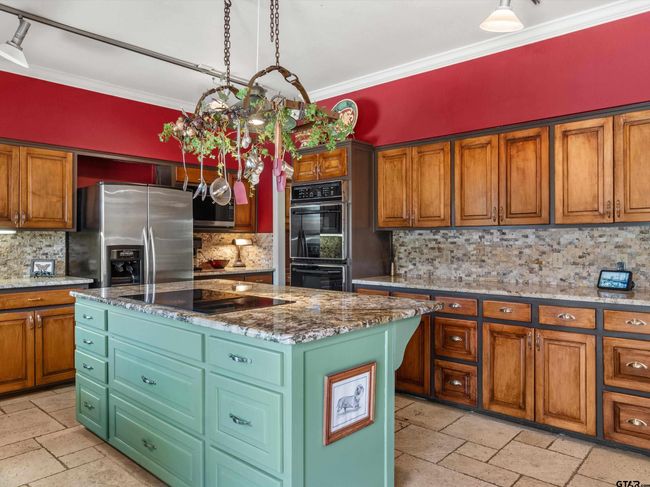 1173 Fm 130, Home with 4 bedrooms, 4 bathrooms and null parking in Daingerfield TX | Image 13