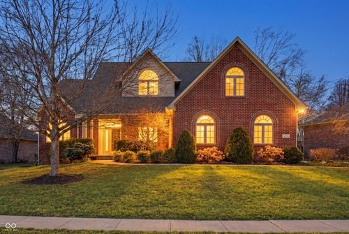 2553 Forest Hills Blvd, Greenwood, IN, 46143-8288 | Card Image