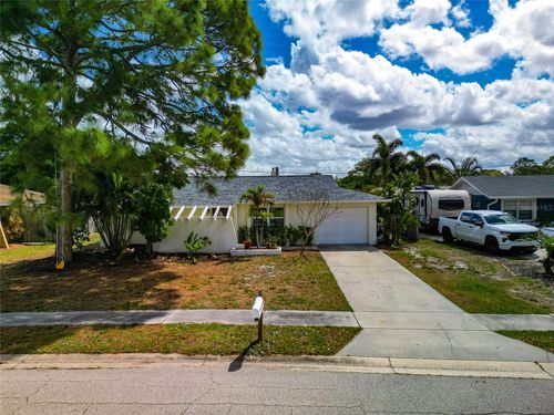 2529 Golden Poinciana Pl, SARASOTA, FL, 34232-4254 | Card Image