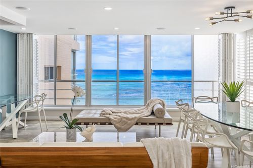 apt-803-2979 Kalakaua Ave, Honolulu, HI, 96815-4631 | Card Image