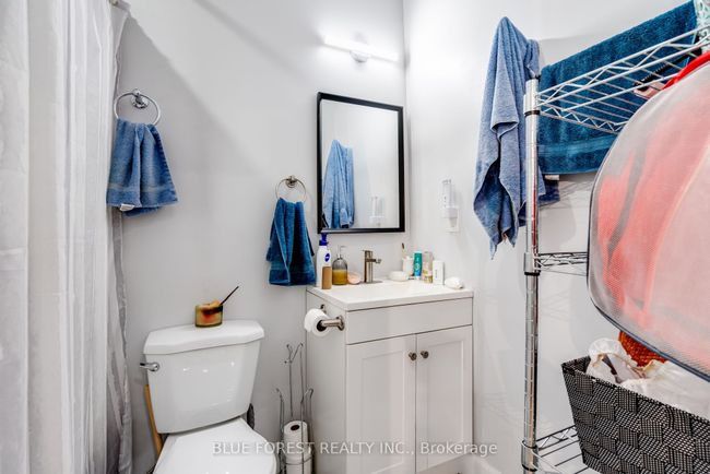 46-48 Wellington St E, Home with 5 bedrooms, 3 bathrooms and 5 parking in Chatham ON | Image 4
