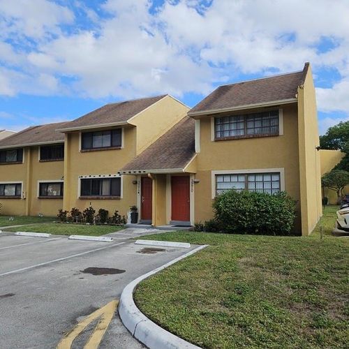 307-3270 N Pine Island Rd, Sunrise, FL, 33351-7369 | Card Image