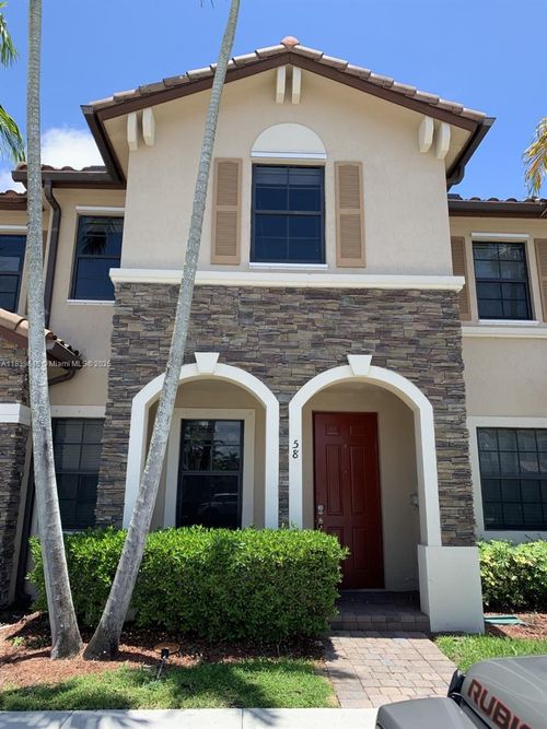585-585 Se 32nd Ter, Homestead, FL, 33033-7251 | Card Image