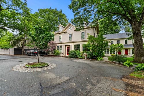2-2 Brattle Cir, Cambridge, MA, 02138-4625 | Card Image