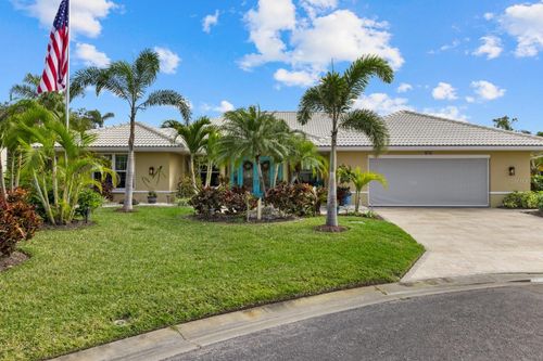 414 Devonshire Ln, VENICE, FL, 34293-4201 | Card Image