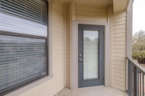 apt-14119-8515 S Interstate 35, Austin, TX, 78744-6788 | Card Image